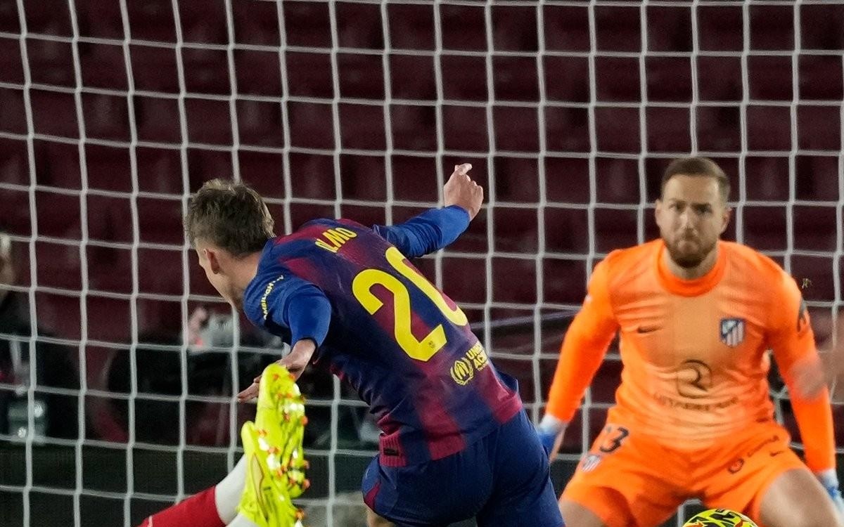 记者：佩林出现肌肉疲劳，将缺席尤文与乌迪内斯的意杯1／8决赛（受肌肉疲劳困扰，佩林无缘尤文对乌迪内斯的意杯1／8决赛）