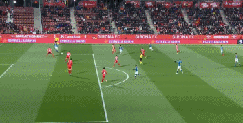 劳塔罗全场数据：吃到1张黄牌，3射1正，1次越位（劳塔罗全场表现：领到1张黄牌，3次射门1次射正，越位1次）