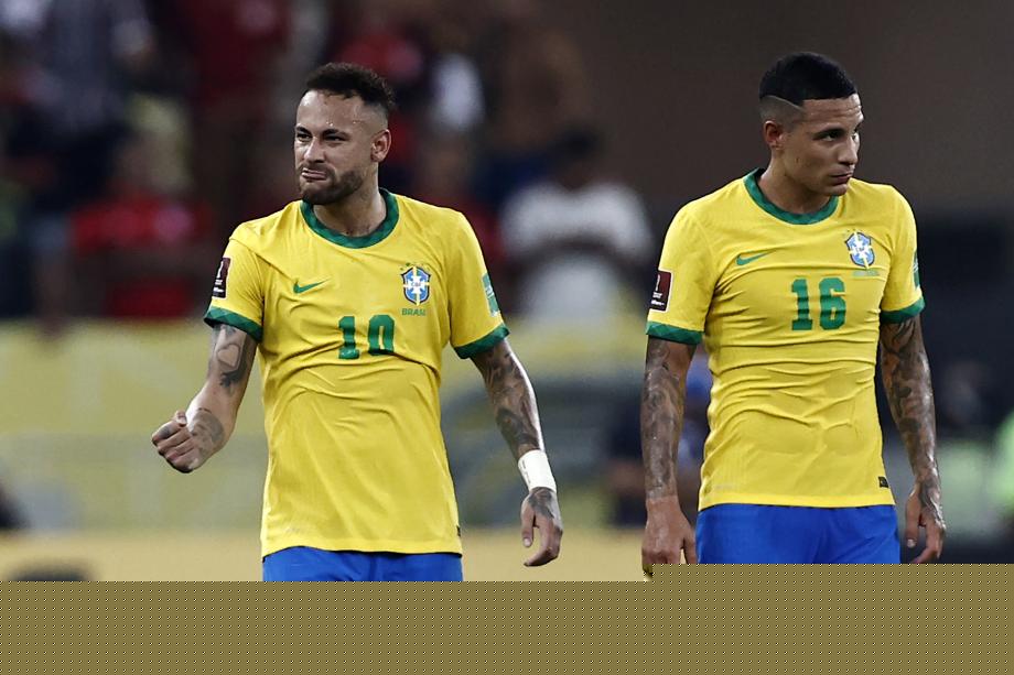 NBA最佳阵容公布：詹姆斯入选,（NBA年度最佳阵容出炉：詹姆斯榜上有名）