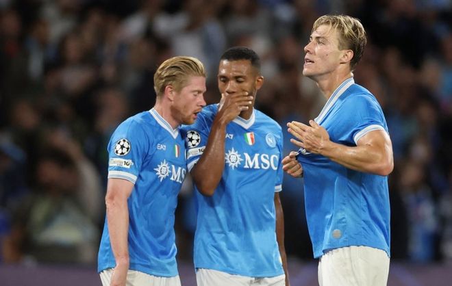 米兰小将博尔萨尼：和一线队球员同场竞技的感觉棒极了（米兰新星博尔萨尼：与一线队并肩作战，感觉太过瘾了）